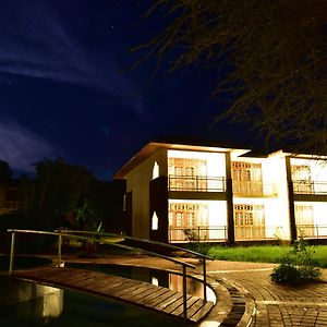 Hunters Lodge